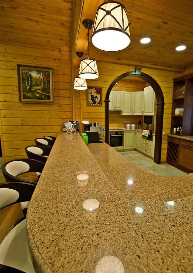 Комплекс Відпочинку Goldfіsh Сlub Guest House Babintsy Exterior photo