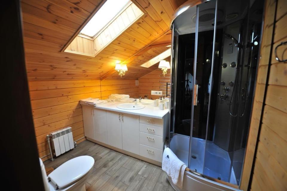 Комплекс Відпочинку Goldfіsh Сlub Guest House Babintsy Exterior photo