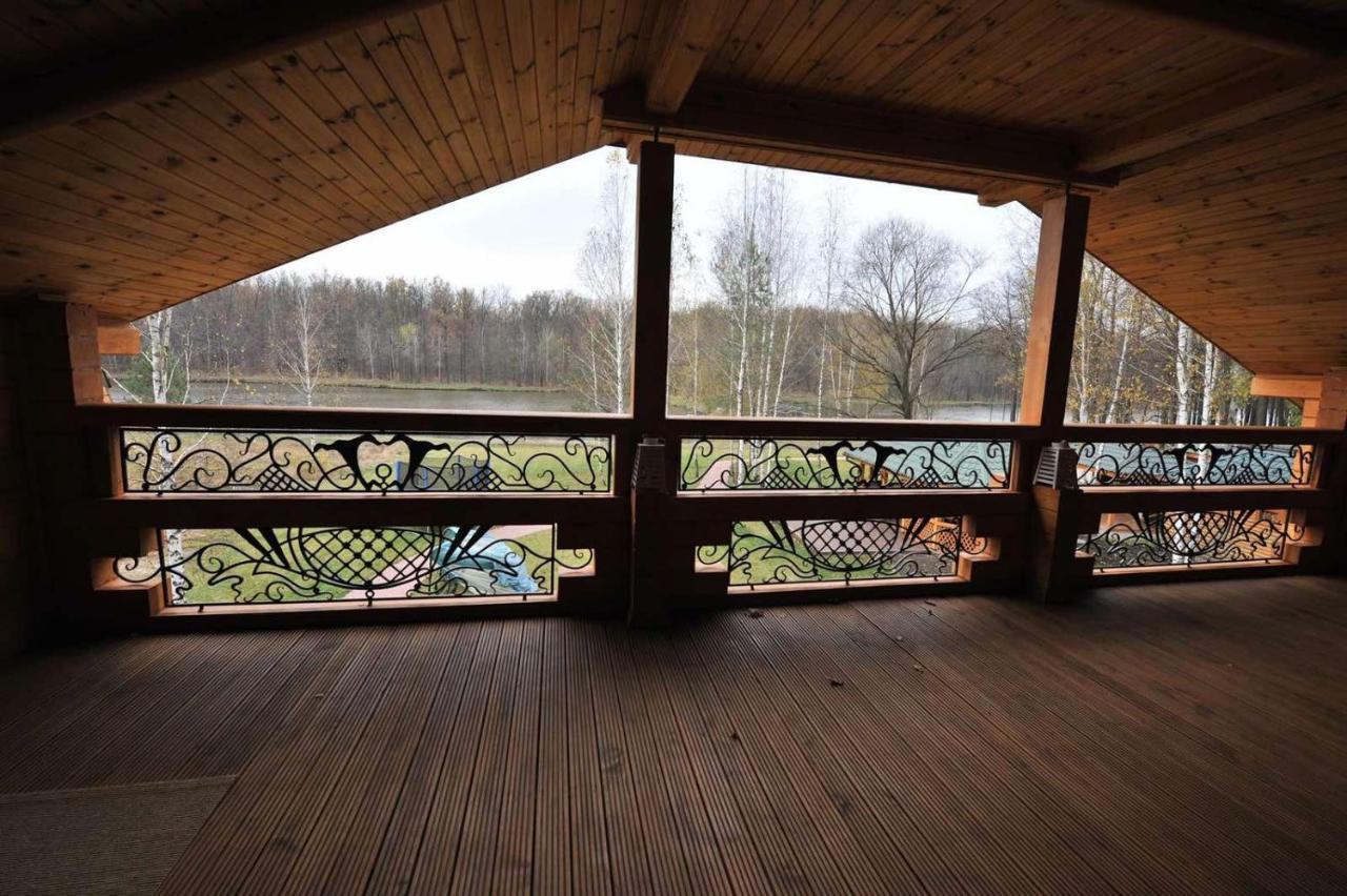 Комплекс Відпочинку Goldfіsh Сlub Guest House Babintsy Exterior photo